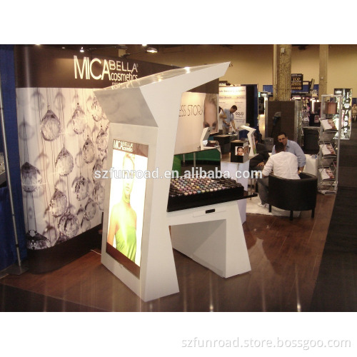 Shopping Mall Wooden Cosmetic Kiosk Cosmetic Counter Display For Sale